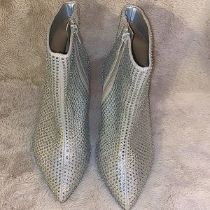 Torrid Silver rhinestone booties mid heel 7.5 Wide good  for wide ankles